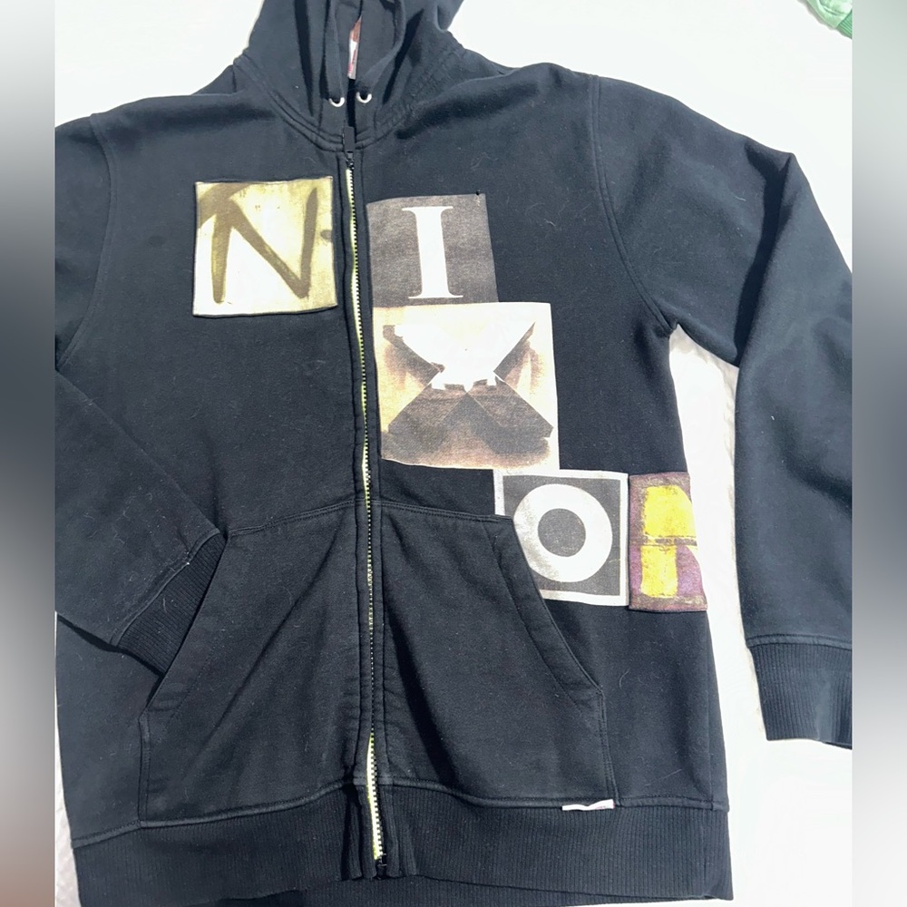 NIXON size large zip up patch work hoodie